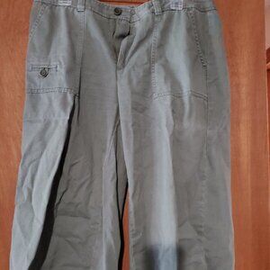 Docker's Capri Size 14